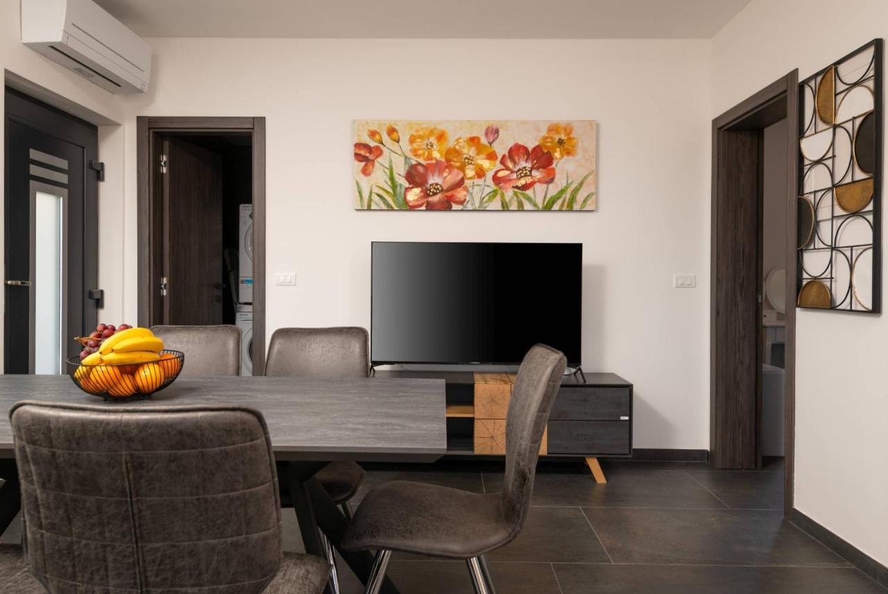 Villa Paradise เมดูลิน ภายนอก รูปภาพ