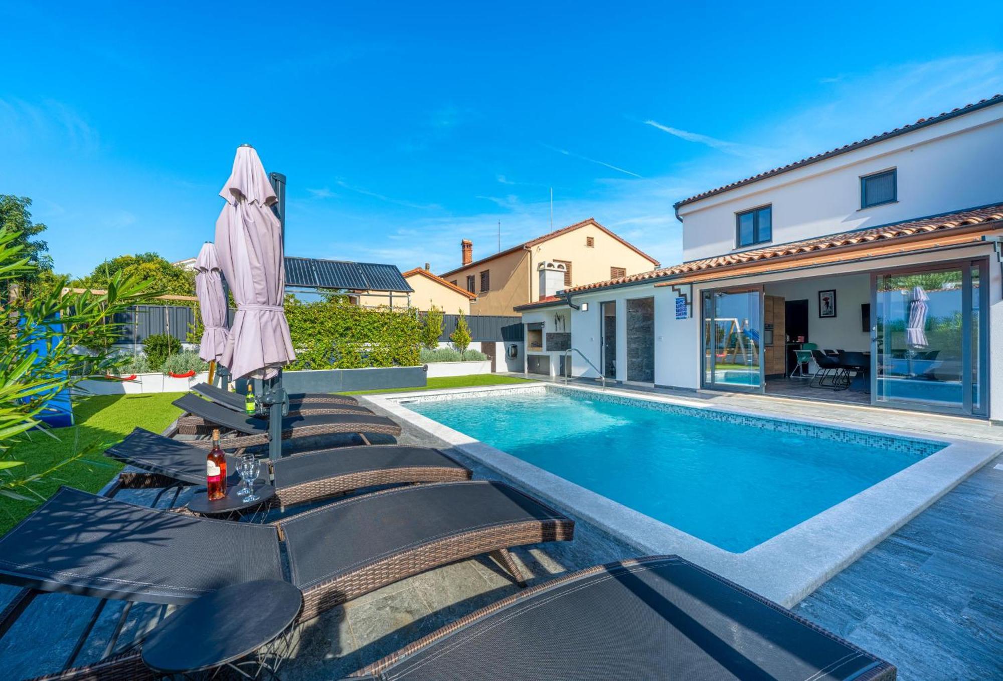 Villa Paradise เมดูลิน ภายนอก รูปภาพ